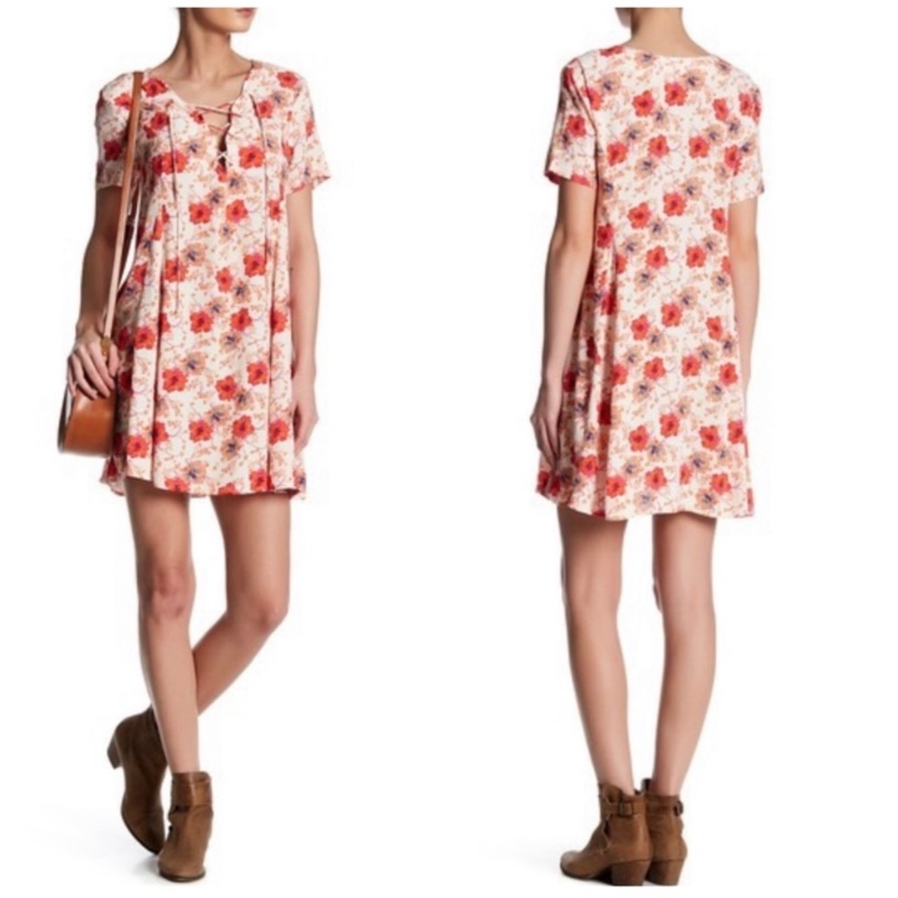 ASTR The Label Hibiscus Floral Dress Size Small